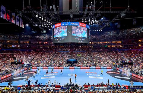 Final 4 i Köln .